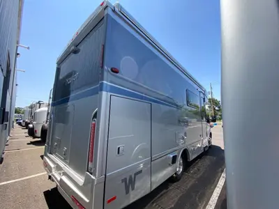 2025 Winnebago Navion photo 9