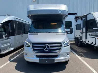 2025 Winnebago Navion photo 3