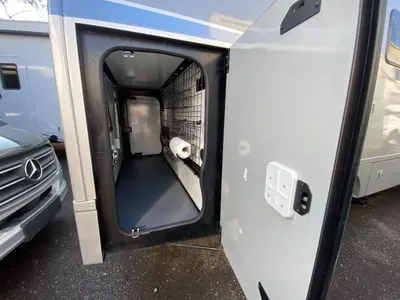 2025 Winnebago Navion photo 10