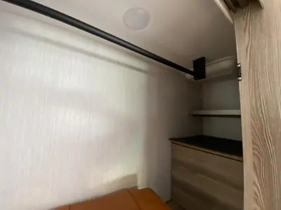2025 Winnebago Navion photo 33