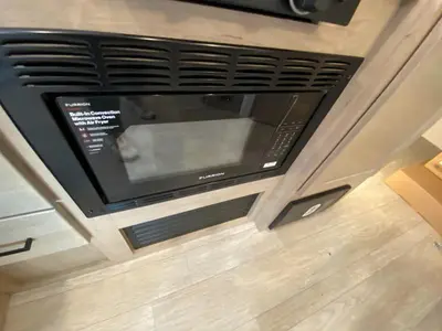 2026 Ember RV E-Series photo 27