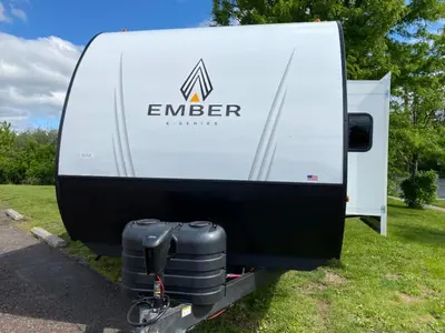 New 2026 Ember RV E-Series 22ETS