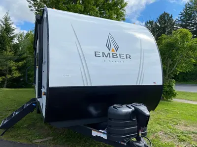 2026 Ember RV E-Series photo 3