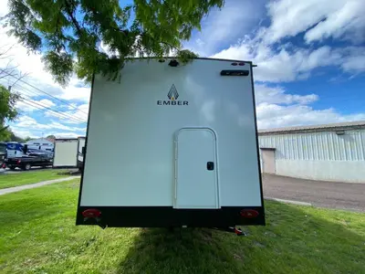 2026 Ember RV E-Series photo 8