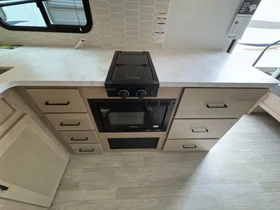 2026 Ember RV E-Series photo 20