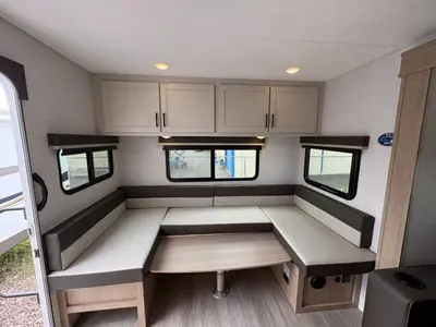 2026 Ember RV E-Series photo 24