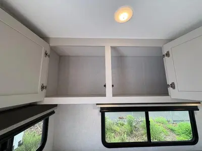 2026 Ember RV E-Series photo 26
