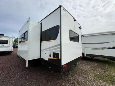2026 Ember RV E-Series photo 7