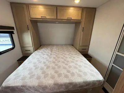 2026 Ember RV E-Series photo 41