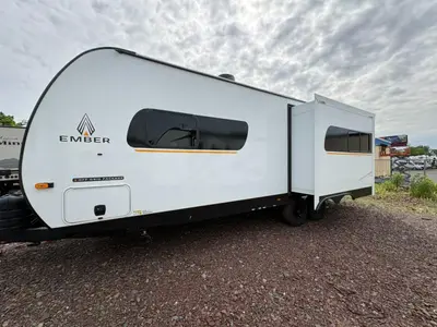 2026 Ember RV E-Series photo 5