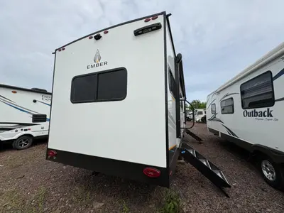 2026 Ember RV E-Series photo 8