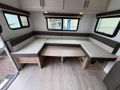 2026 Ember RV E-Series photo 47