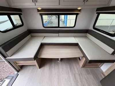 2026 Ember RV E-Series photo 25