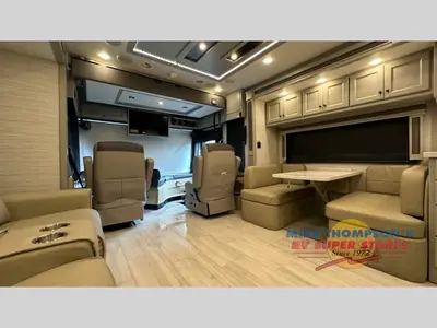 2026 Tiffin Motorhomes Allegro RED photo 7