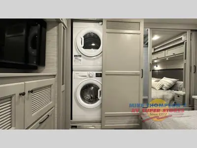 2026 Tiffin Motorhomes Allegro RED photo 19