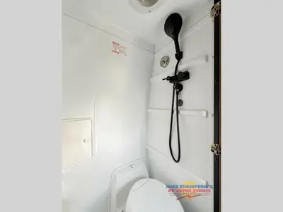 2026 Tiffin Motorhomes GH1 photo 22