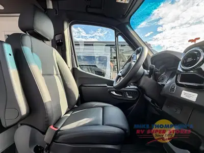 2026 Tiffin Motorhomes GH1 photo 10