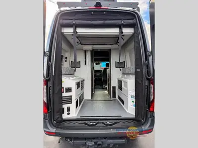 2026 Tiffin Motorhomes GH1 photo 6
