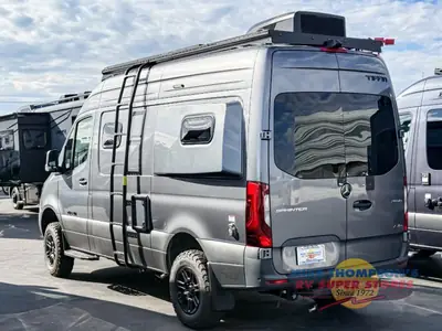 2026 Tiffin Motorhomes GH1 photo 4