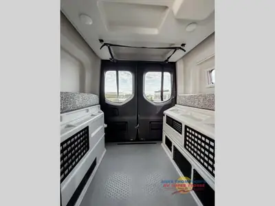 2026 Tiffin Motorhomes GH1 photo 16