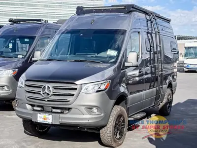 2026 Tiffin Motorhomes GH1 photo 3
