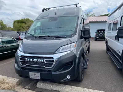 New 2027 Coachmen Nova 20D