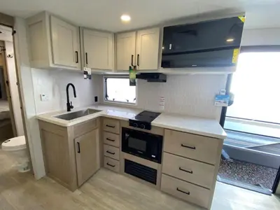 2027 Ember RV Touring Edition photo 19