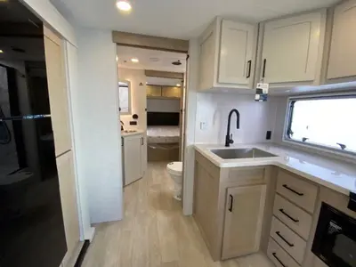 2027 Ember RV Touring Edition photo 18