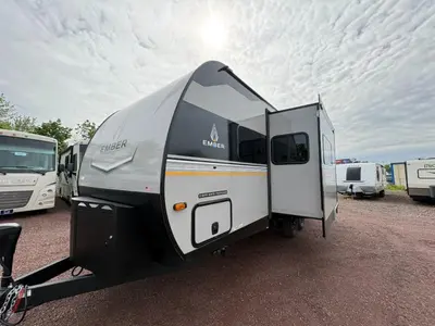 2027 Ember RV Touring Edition photo 4