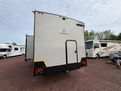 2027 Ember RV Touring Edition photo 9