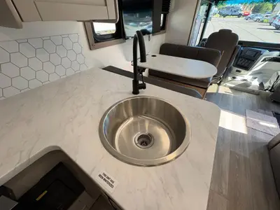 2027 Jayco Alante SE photo 27