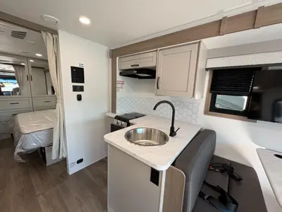 2027 Jayco Alante SE photo 24