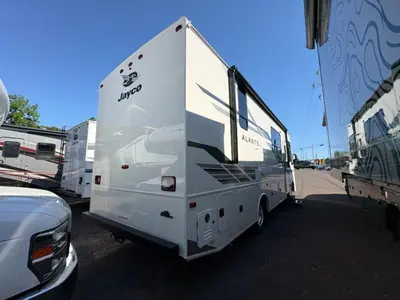 2027 Jayco Alante SE photo 10