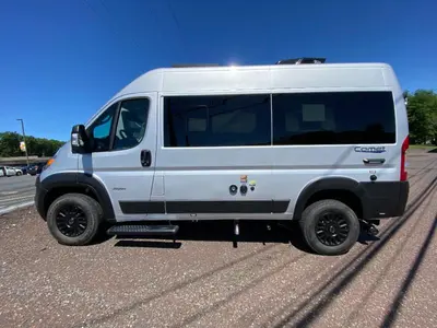 2027 Jayco Comet photo 6