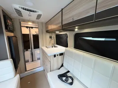 2027 Jayco Comet photo 15