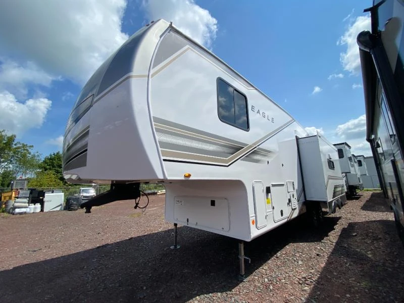 2027 Jayco Eagle exterior