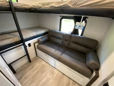 2027 Jayco Eagle photo 33