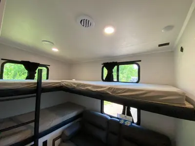 2027 Jayco Eagle photo 32