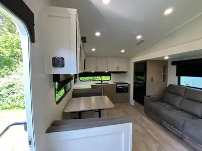 2027 Jayco Eagle SLE photo 13