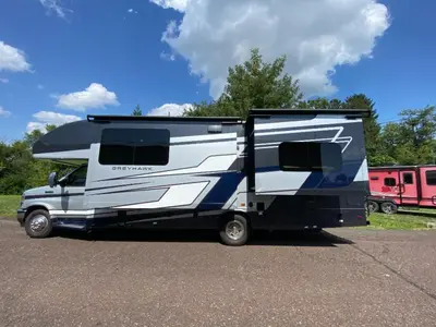 2027 Jayco Greyhawk photo 6