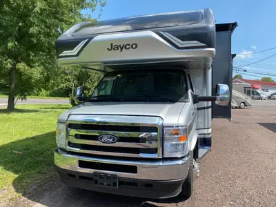New 2027 Jayco Greyhawk 27U