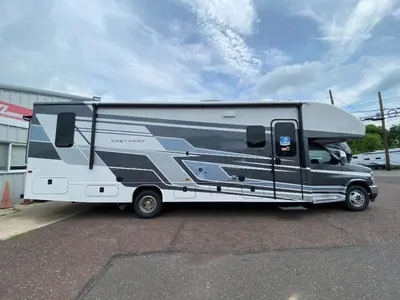 New 2027 Jayco Greyhawk 30Z