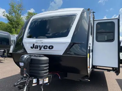 New 2027 Jayco Jay Feather 26FK