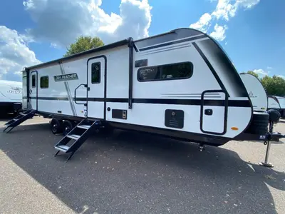 2027 Jayco Jay Feather photo 13