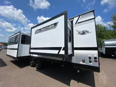 2027 Jayco Jay Feather photo 5