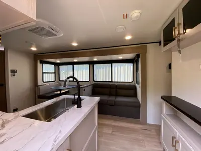 2027 Jayco Jay Feather SL photo 19