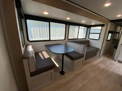 2027 Jayco Jay Feather SL photo 38