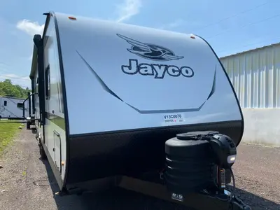 2027 Jayco Jay Feather SL photo 3