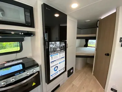 2027 Jayco Jay Feather SL photo 29