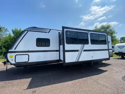2027 Jayco Jay Feather SL photo 5